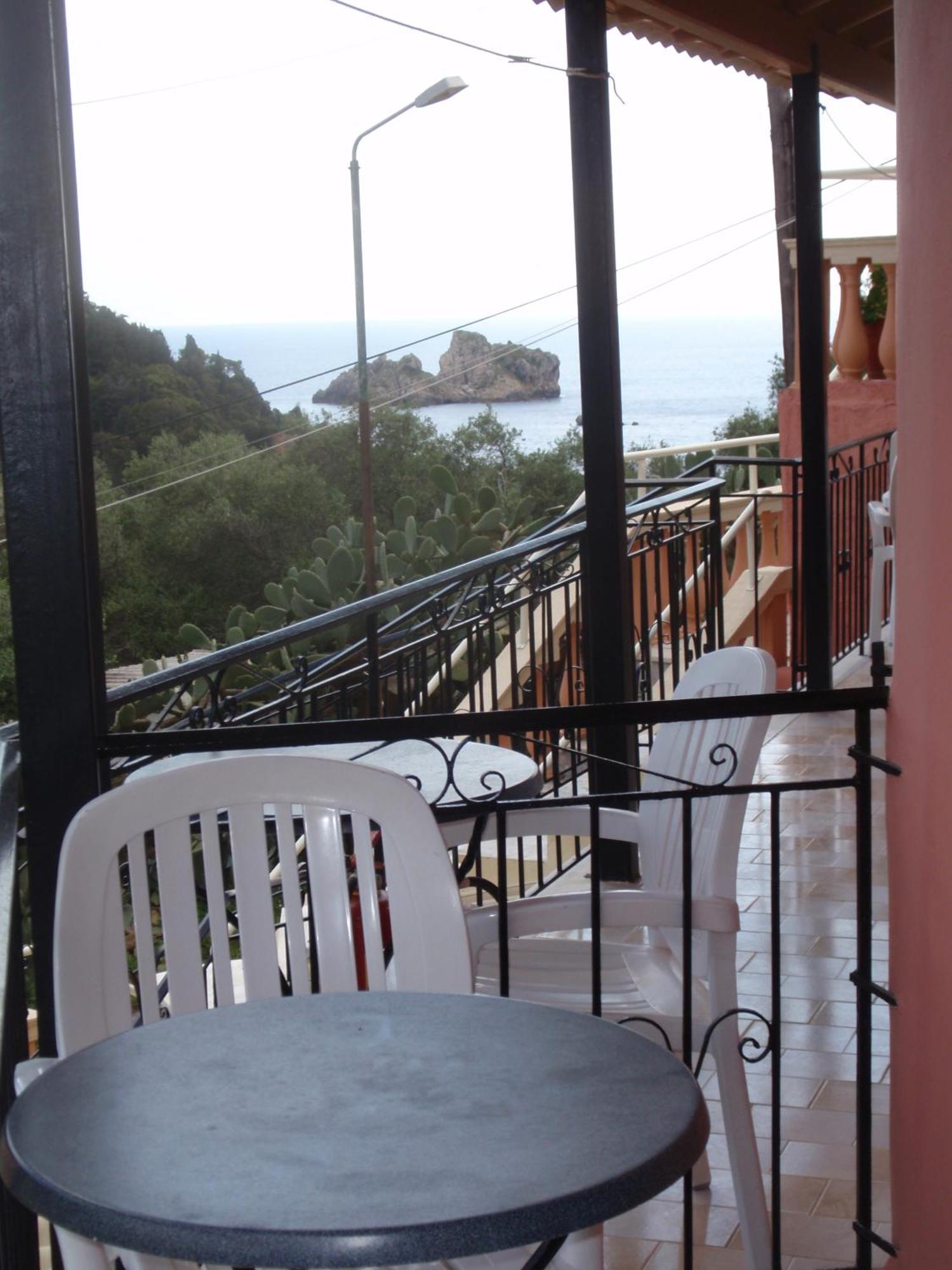Korina Studios Paleokastritsa Exterior photo