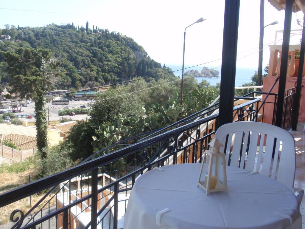 Korina Studios Paleokastritsa Exterior photo